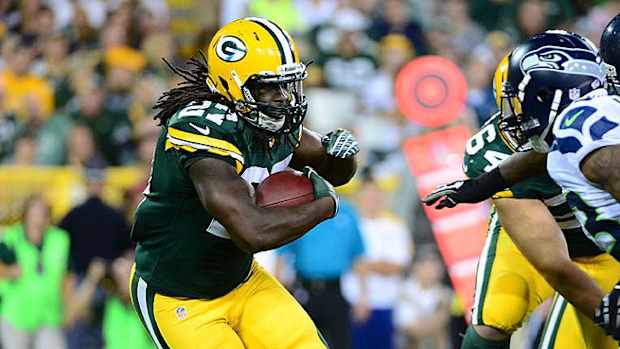 140101192556-eddie-lacy-awards-watch-single-image-cut.jpg